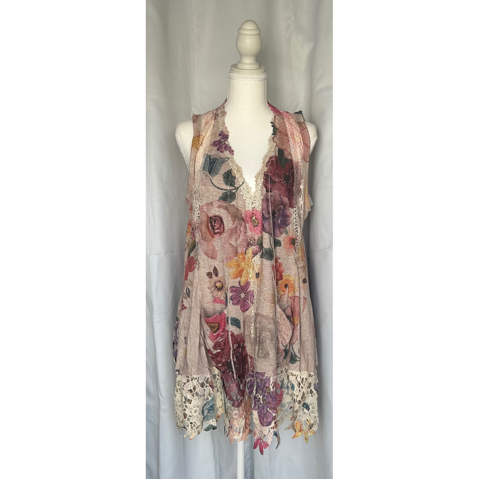 Origami Sleeveless Kimono, Boho, Vintage Floral Eyelet Lace.